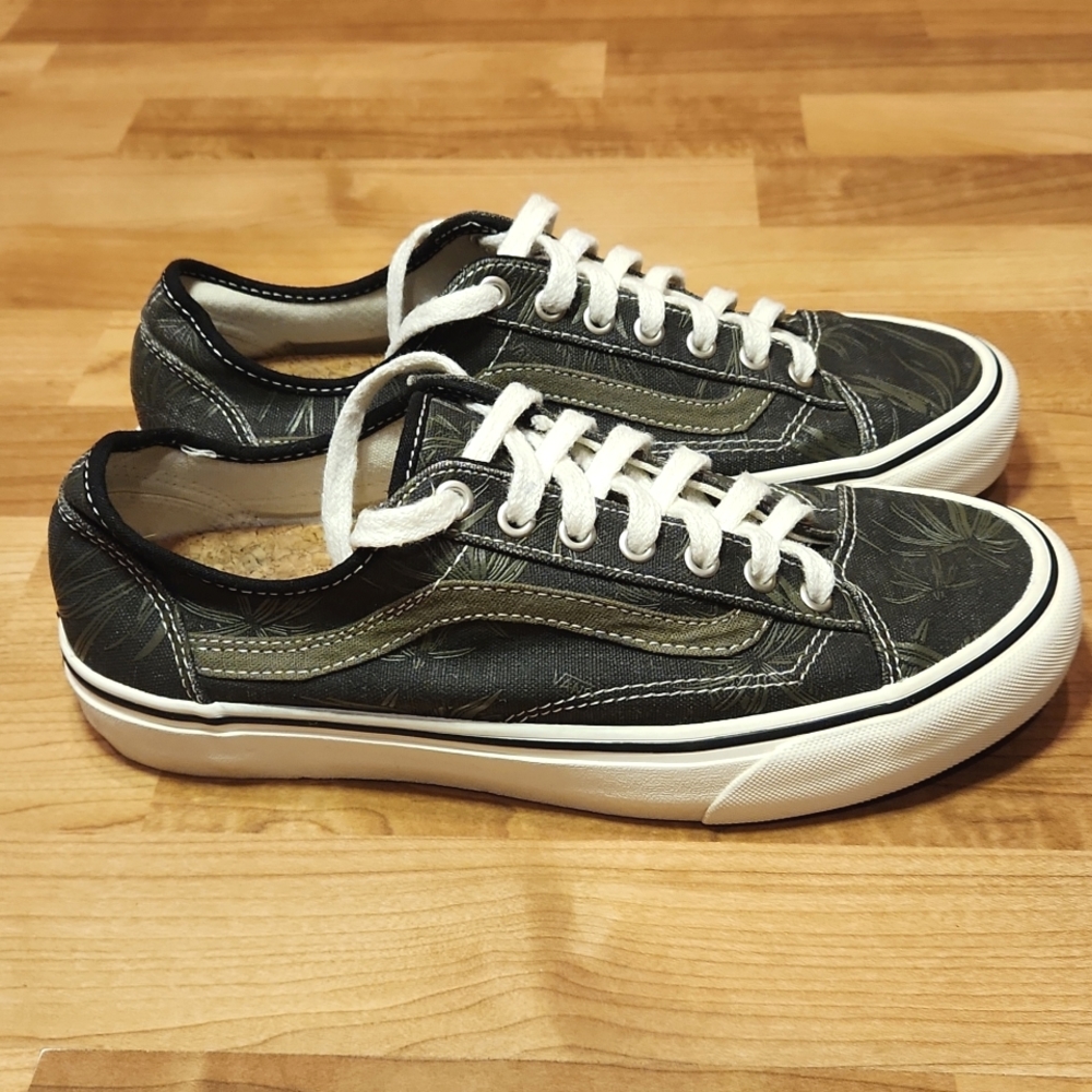 Vans ultracush canvas sneaker